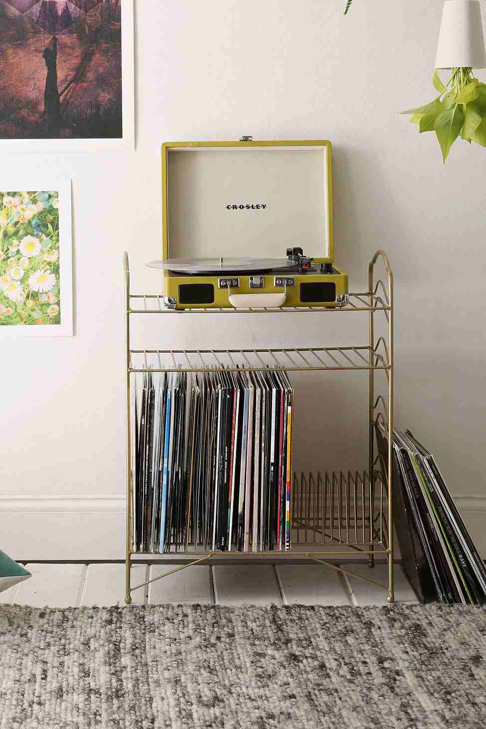 ranger espace vinyles idée rangement vinyle étagère simple design 