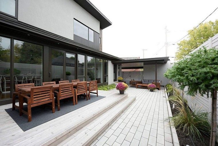 maison contemporaine extérieur moderne terrasse bois design