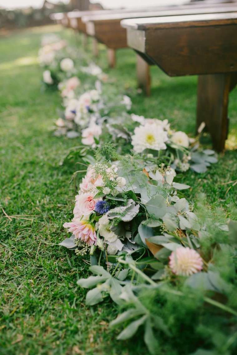 decoration-salle-mariage-rustique-guirlande-florale