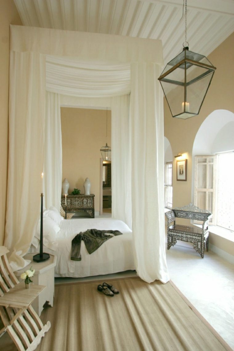 decoration-style-marocain-lit-adulte-balquin-oriental
