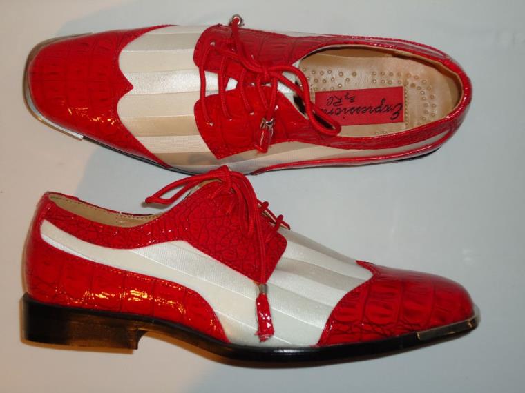 déco-mariage-blanc-et-rouge-satin-bicolores-chaussures-homme