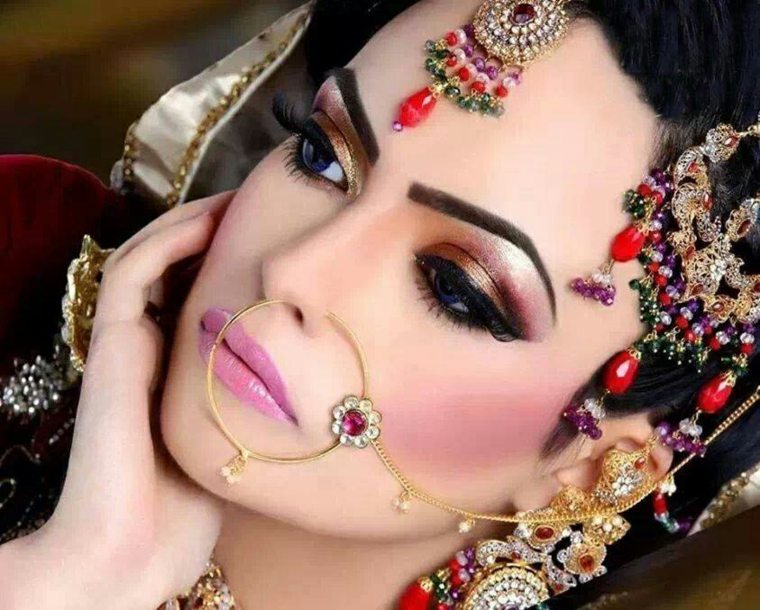 maquillage mariage oriental-mariee-fascinante