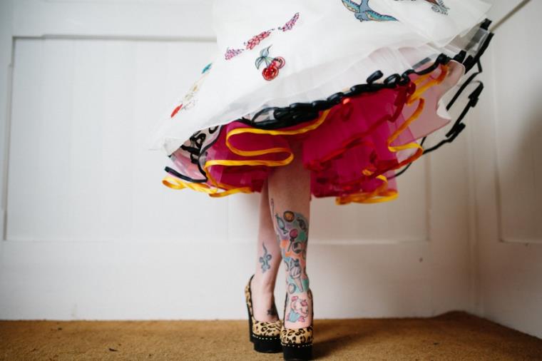 mariage-rockabilly-robe-mariee-couleurs-art-tattoo