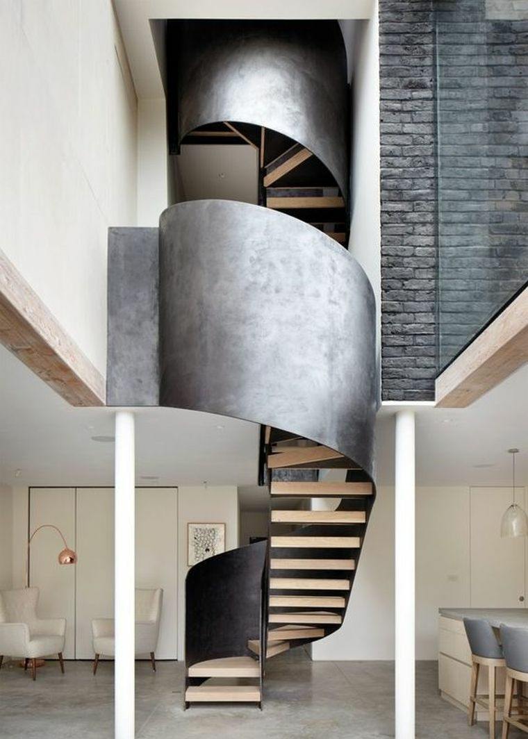 rampe d'escalier metal-colimacon-marches-bois