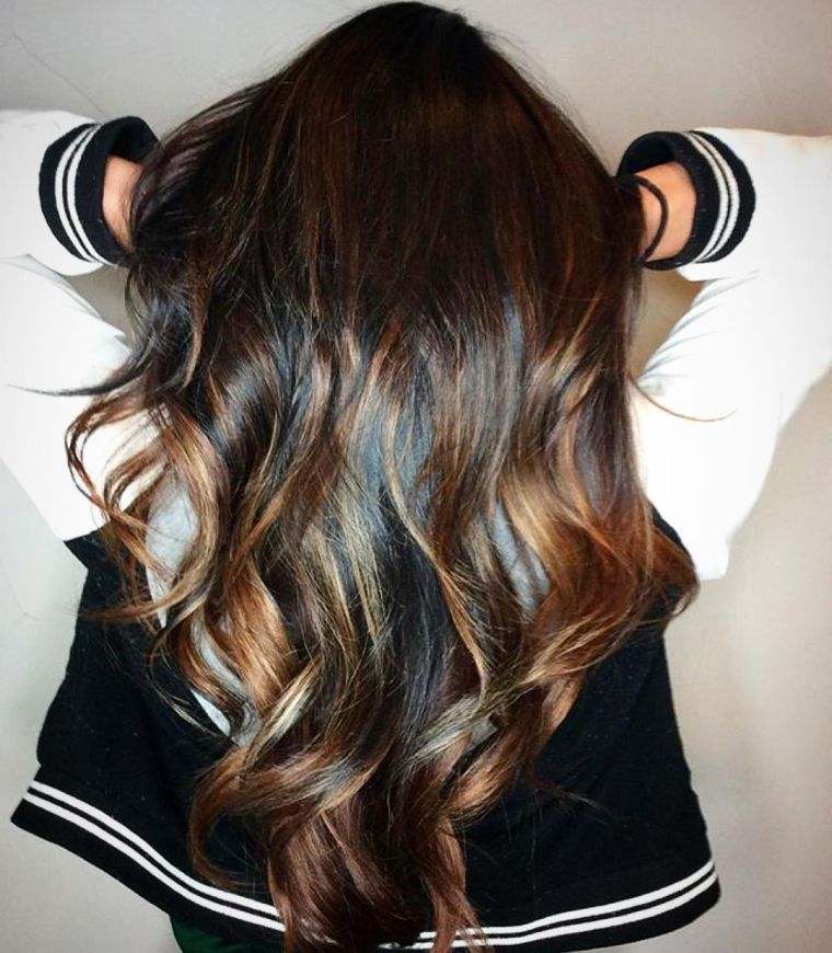 cheveux-longs-coloration-nuances