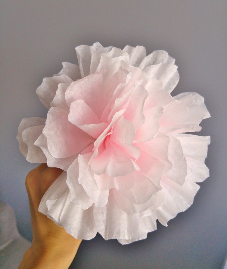 diy-fleur-en-papier-filtres-a-cafe-fleur-rose