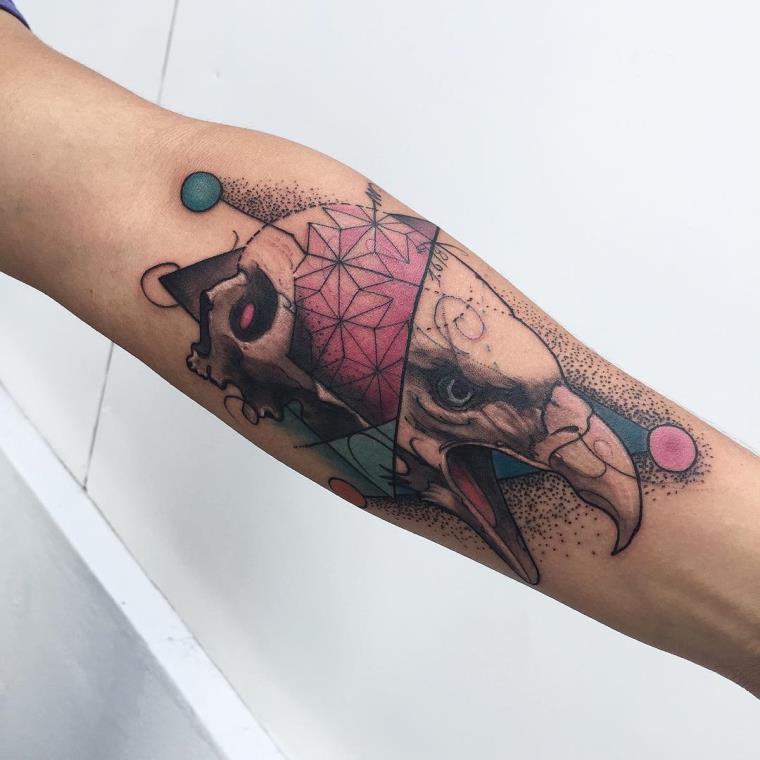 tatouage avant bras femme oiseau-oeuvre-art-dessin