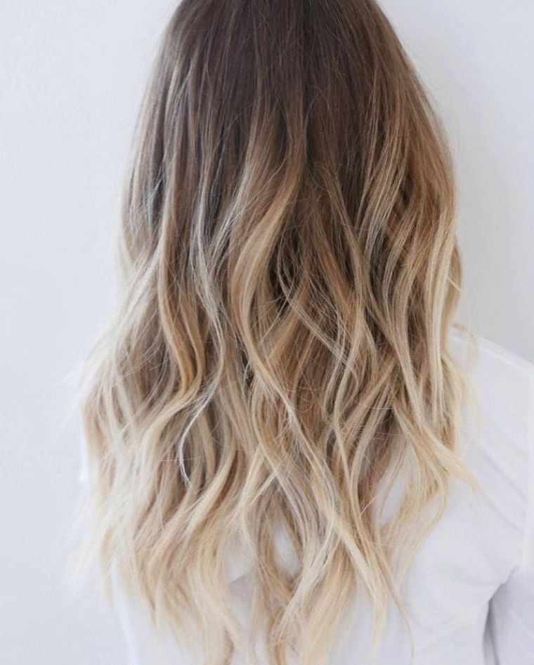 ombre-hair-blonde-cheveux-chatains-coupe-longe.jpg