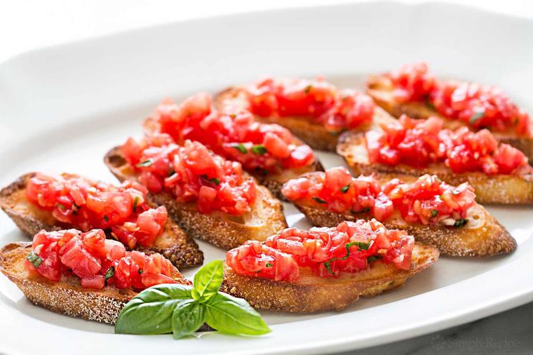 Idée repas facile et simple bruschetta-tomates-basilique-baguette