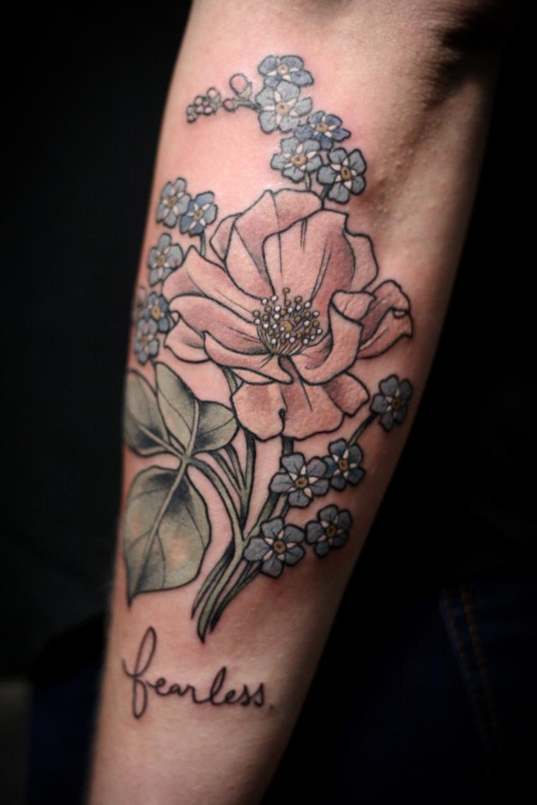 idee-tattoo-fleur-couleurs