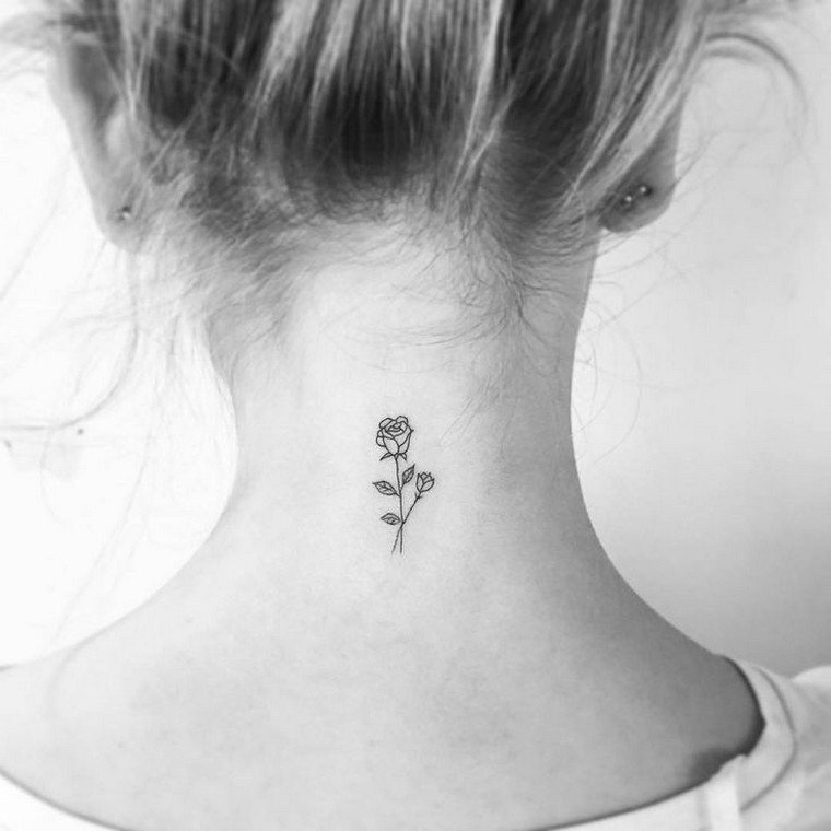 tatouage-nuque-tatouage-fleur-femme