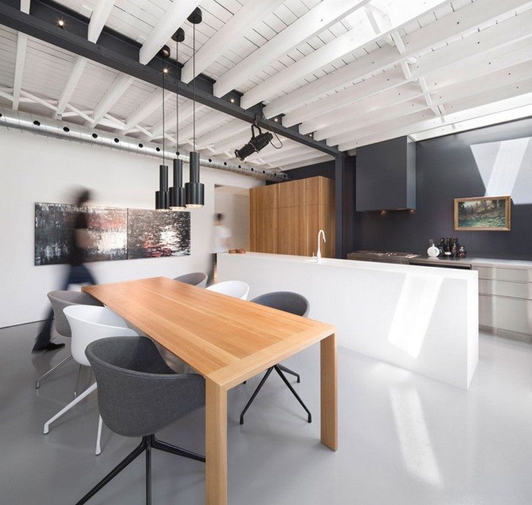 espace-moderne-design-table-bois-cuisine-ouverte-bar-montreal-mile