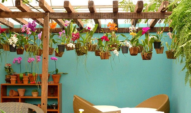 fabriquer-mur-vegetal-exterieur-idees-diy-jardin