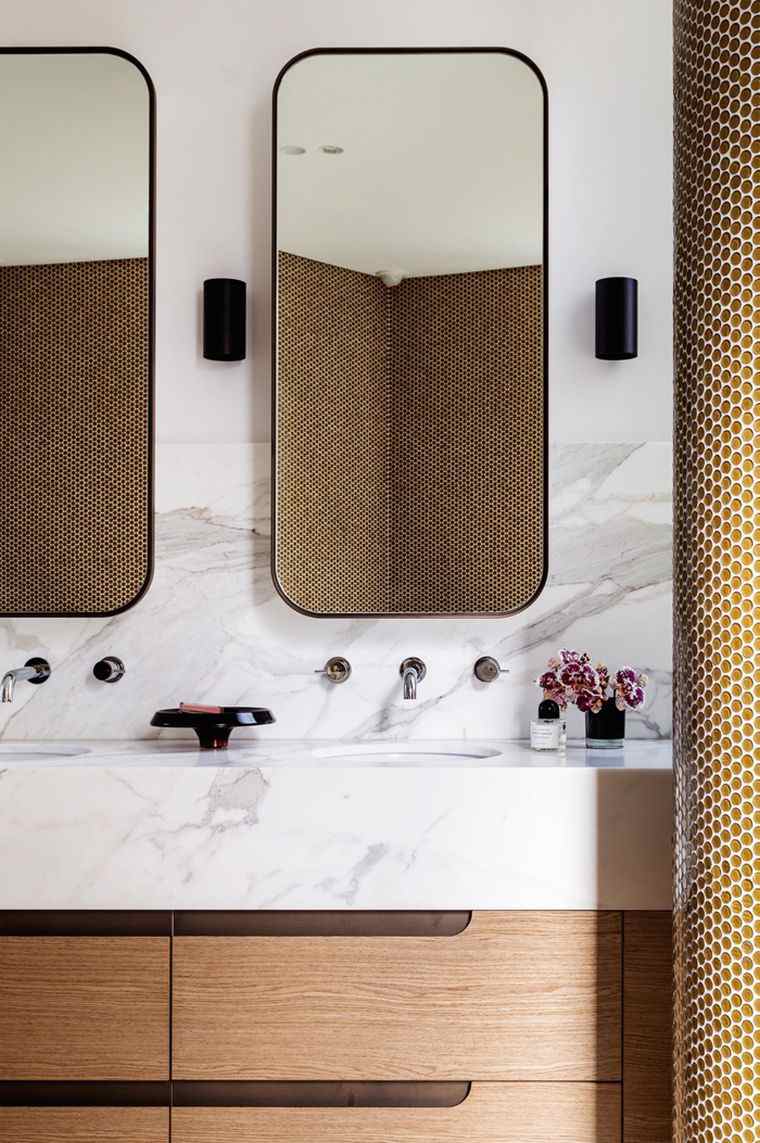 meuble salle de bain bois plan-travail-marbre-idee-deco