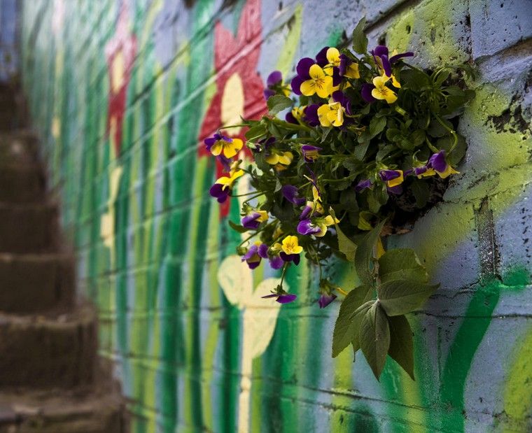 mur-vegetal-diy-idees-exterieur-fabriquer-jardin-vertical