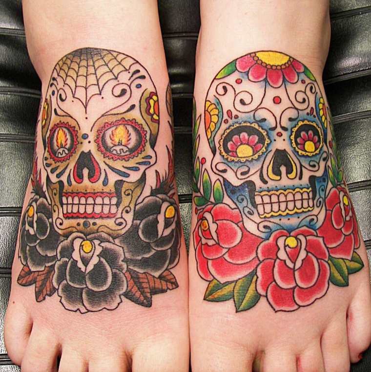 tatouage tete de mort mexicaine-sur-chaque-pied