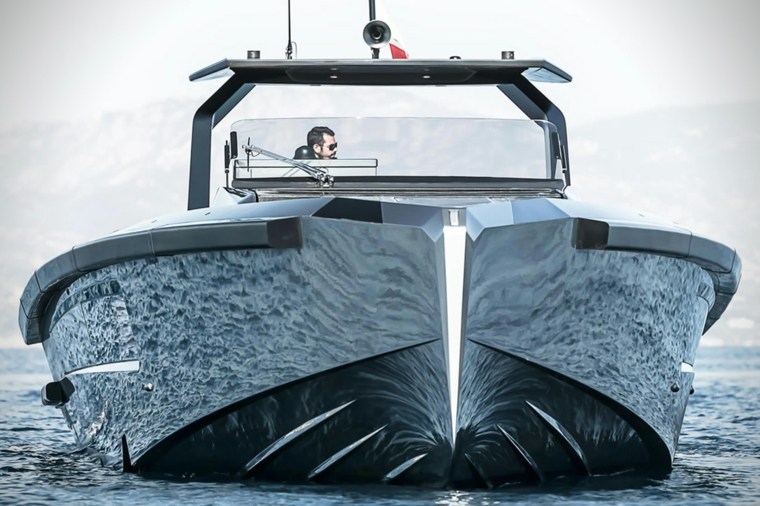 yacht maori-elegant-luxueux