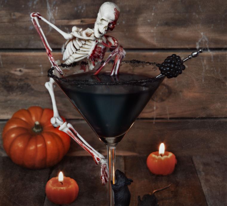 Recette cocktail Halloween sans alcool boisson-noire-idee-cocktail