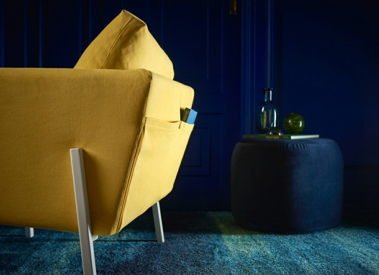 catalogue ikea fauteuil-jaune-interieur-bleu