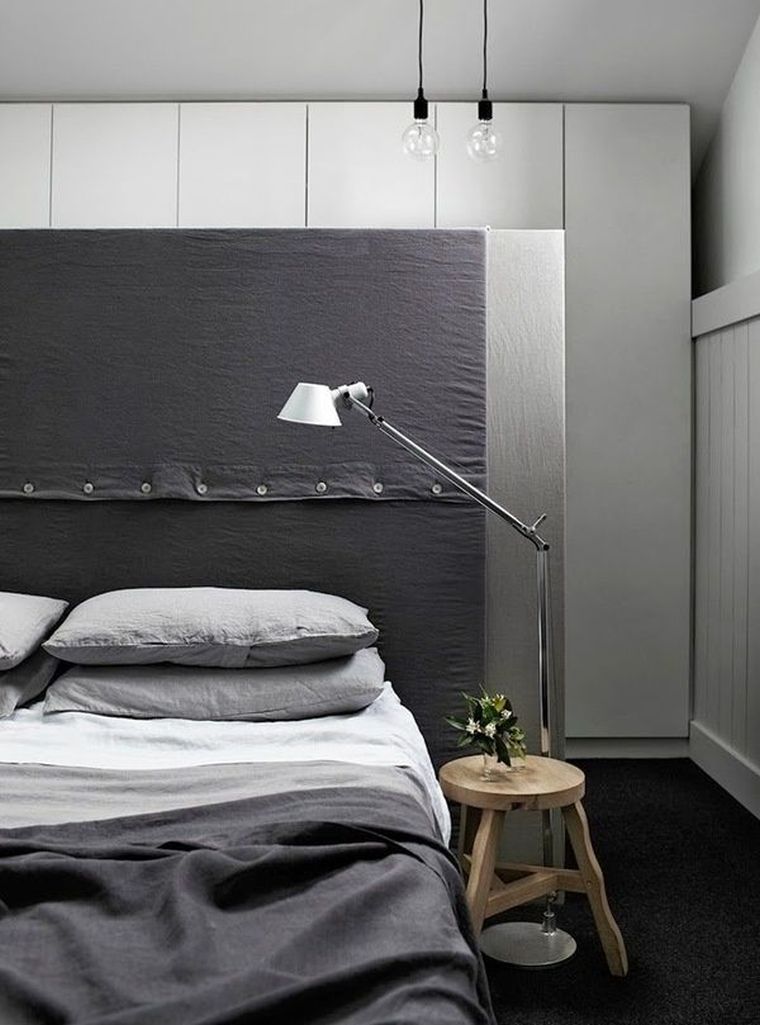 chambre-deco-design-minimaliste-couleurs-sombres-meubles-bois