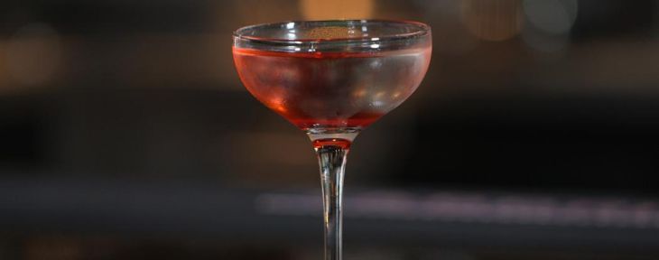cocktail halloween avec-alcool-recette-deco-effrayante-nosferatini