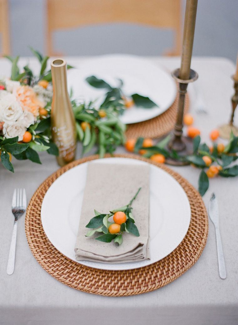 deco-automne-table-mariage-orange-blanc