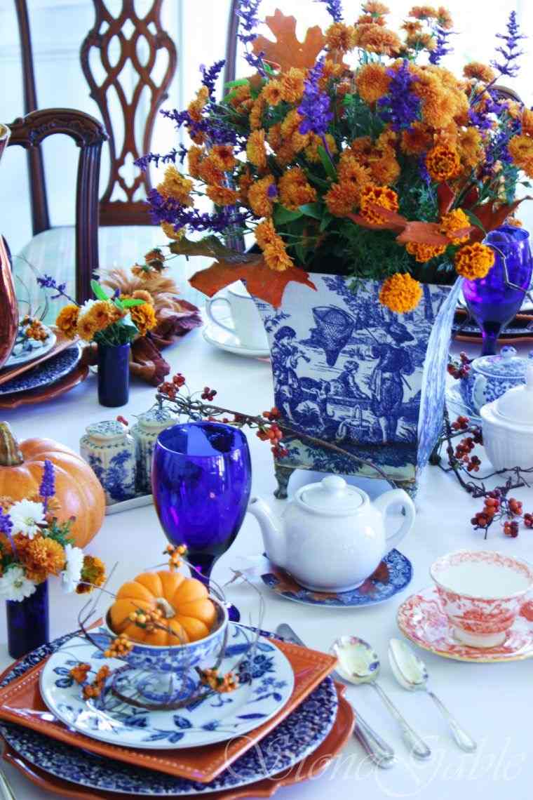 decoration-automne-idee-table-orange-bleu