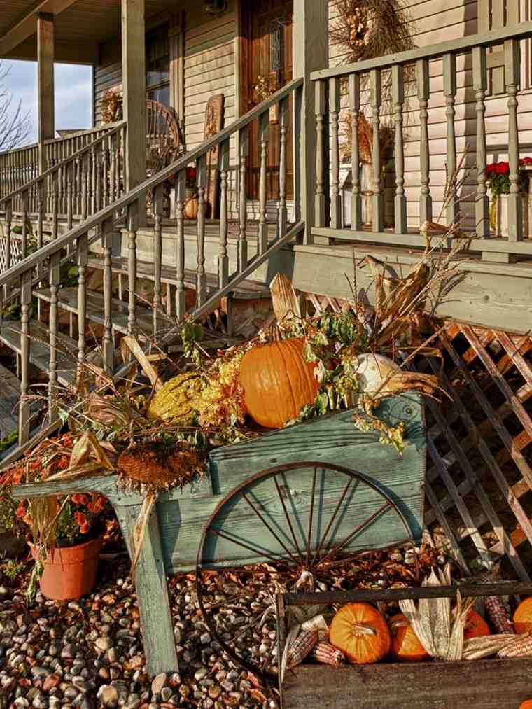 maison-deco-exterieur-idee-decoration-automne