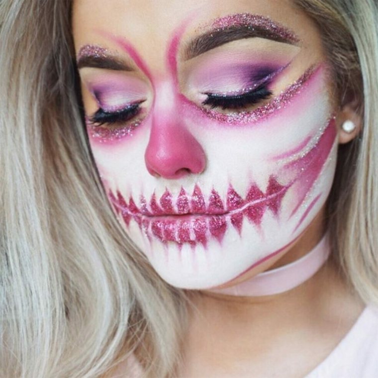 maquillage pour halloween tete-mort-mexicaine-rose