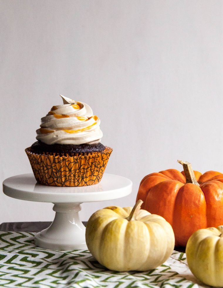 recettes-halloween-faciles-cupcakes-decoration-de-table-originale