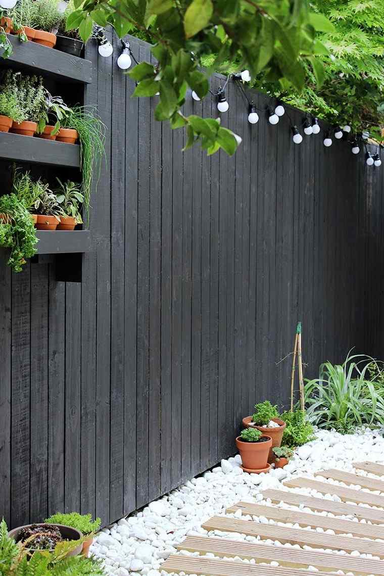 Séparation jardin idées de clôtures, haies et brisevue