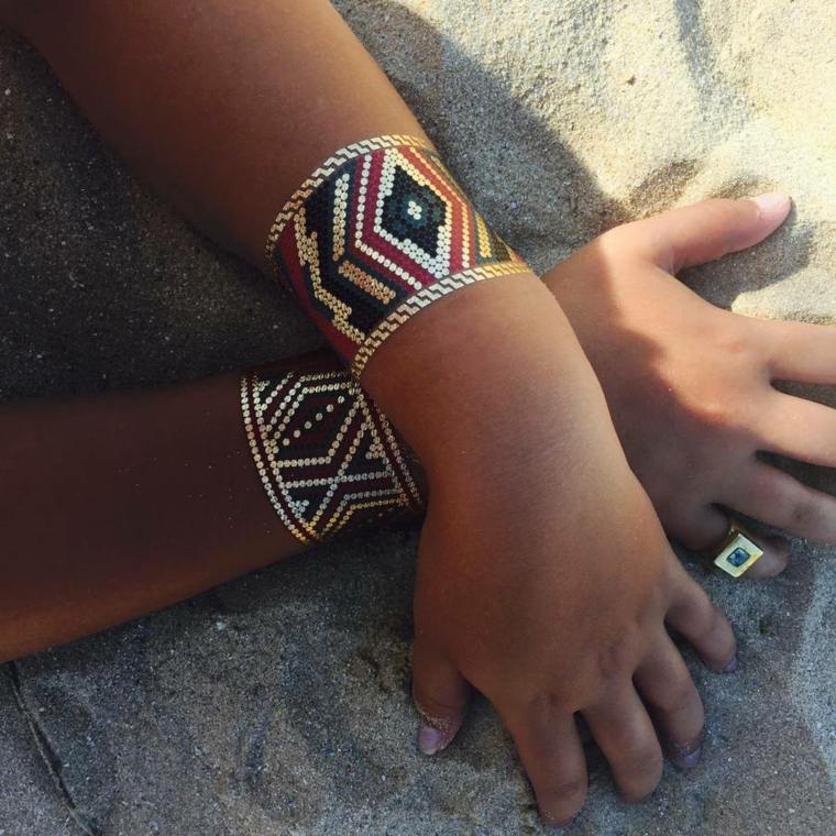 tatouage bracelet aztec-metallique-temporaire