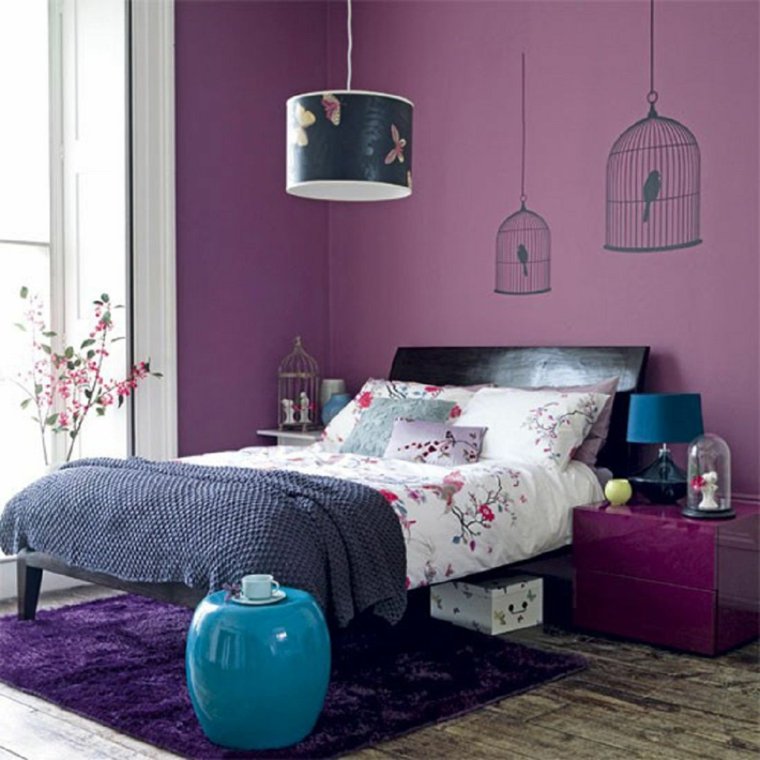 violet nuances-combine-bleu-chambre