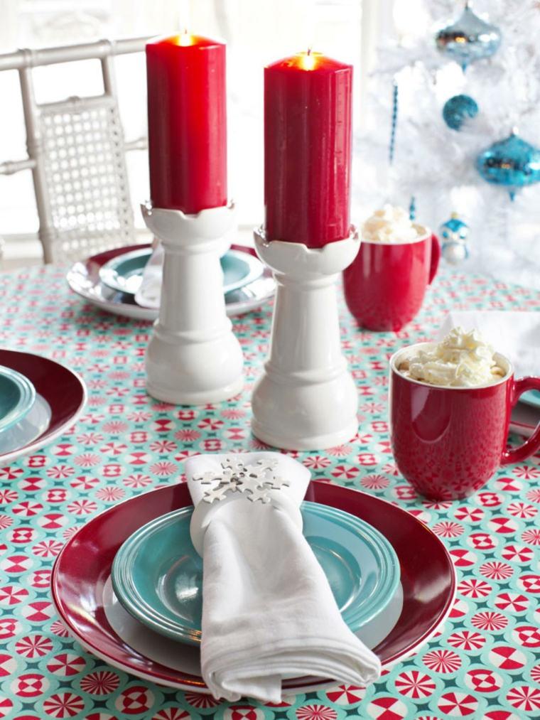 décoration de table de noël bleu-blanc-rouge