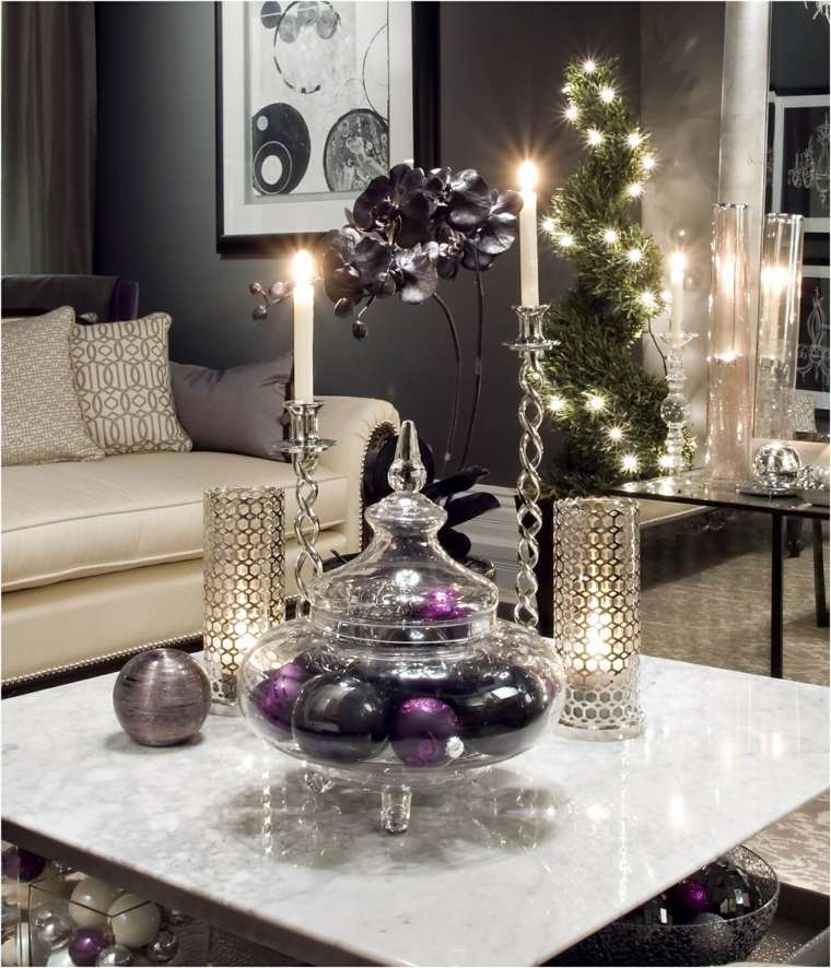 décoration de table de noël boules-violettes-argent