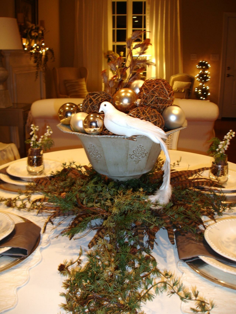 décoration de table de noël colombe-blanche