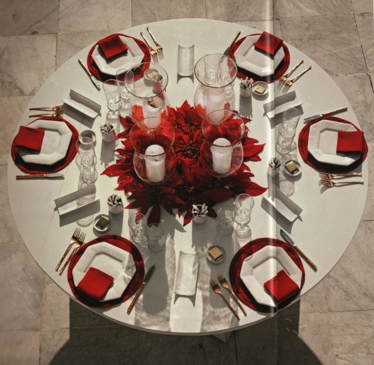 décoration de table de noël rouge-blanc-effet-miroir