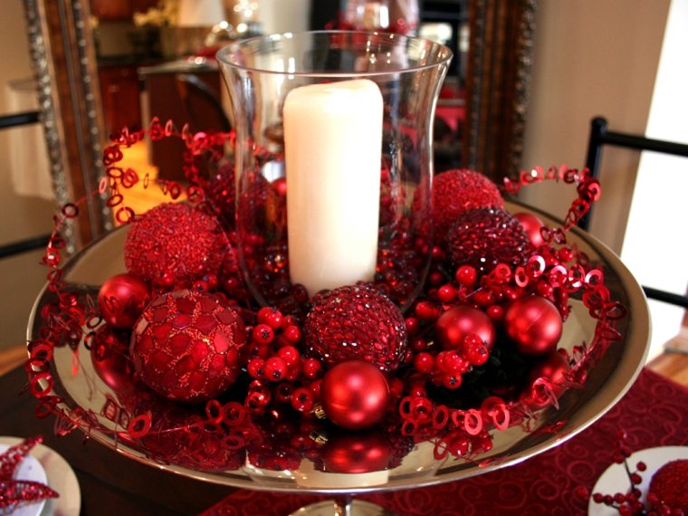 décoration de table de noël rouge