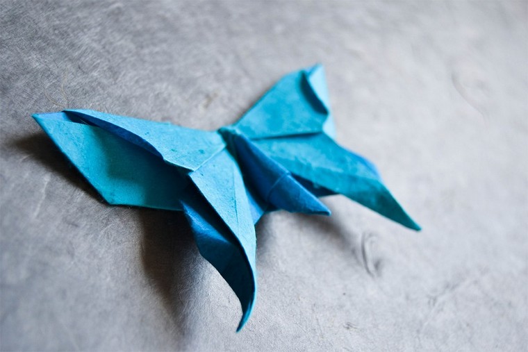 origami débutant papillon bleu idée modèle origami facile