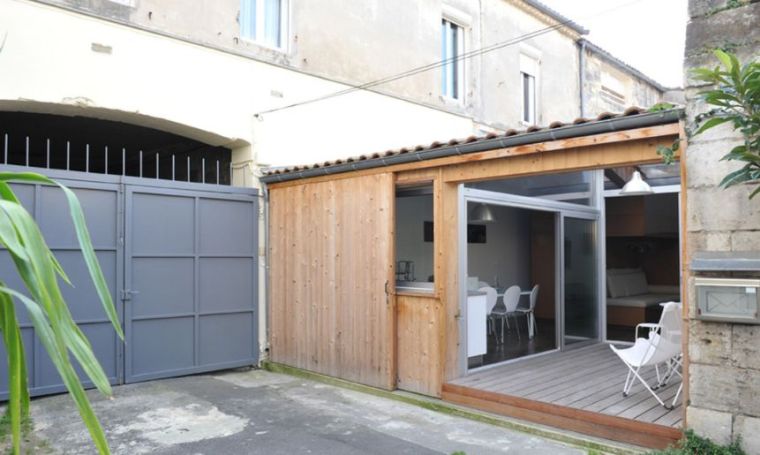amenager-son-garage-habitation-transformation-petit-espace