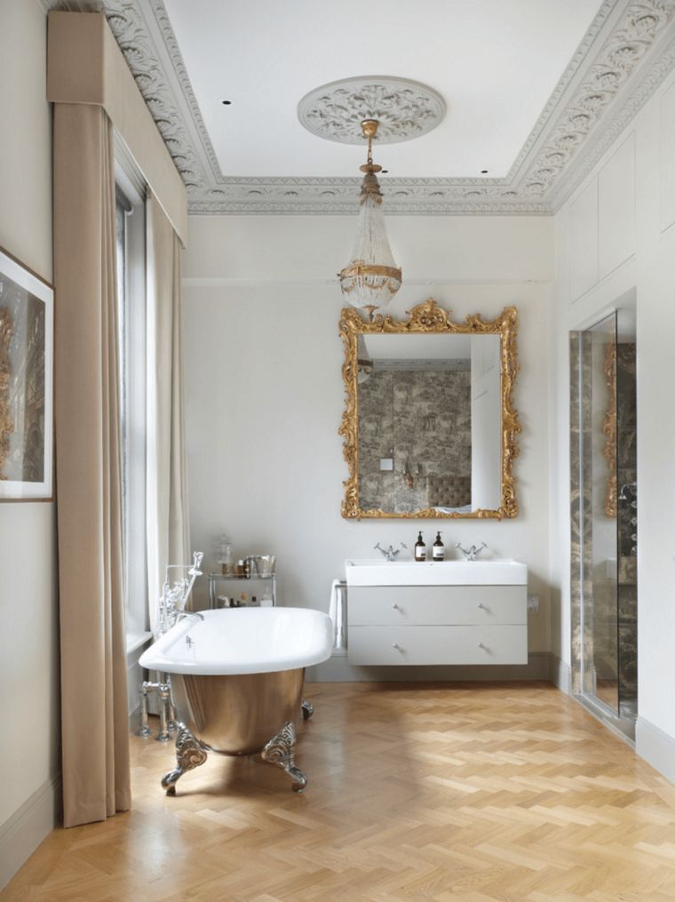 déco salle de bain de luxe miroir-baroque-style-glamour