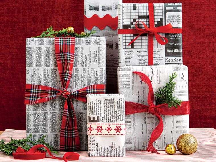 Emballage cadeau de Noël idee-journal-mots-croises-papier