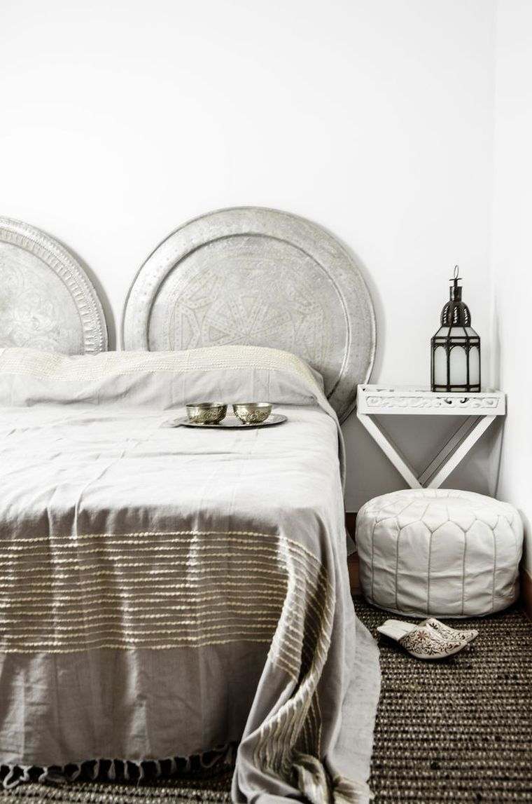 couleur-peinture-blanche-deco-chambre-style-marrocain