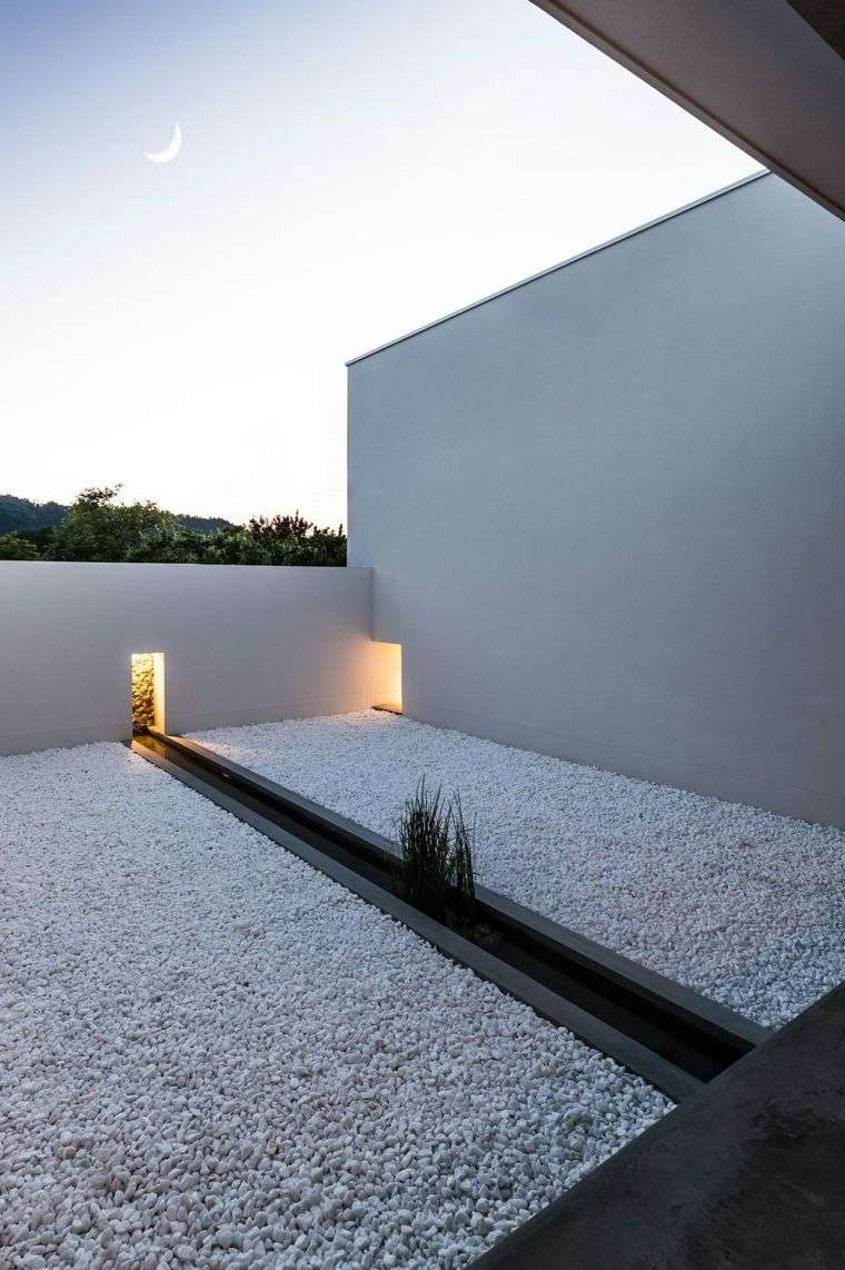 jardin-design-moderne-gravier-blanc-style-minimaliste