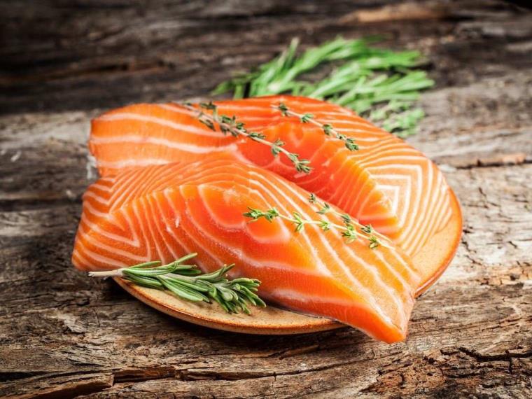 Recette saumon poisson-plat-diner-herbes