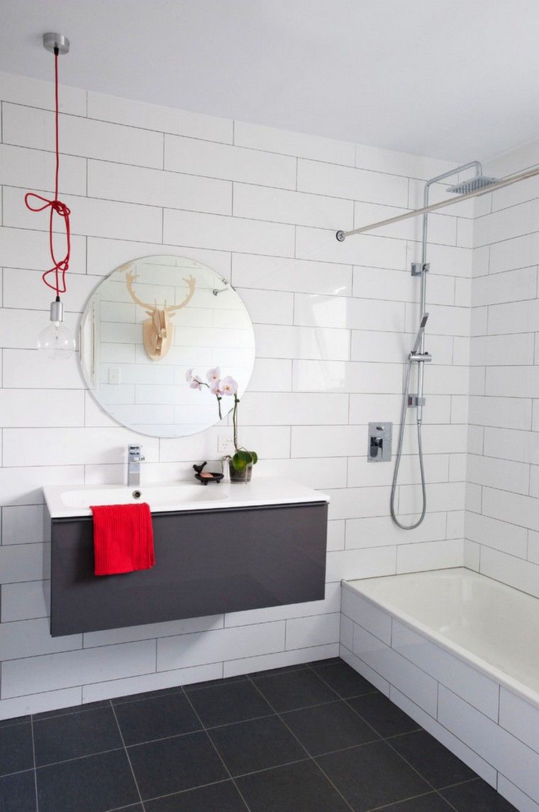 salle-de-bain-design-contemporain-baignoire