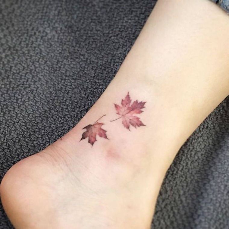 tatouage-minimaliste-femme-feuille-arbre