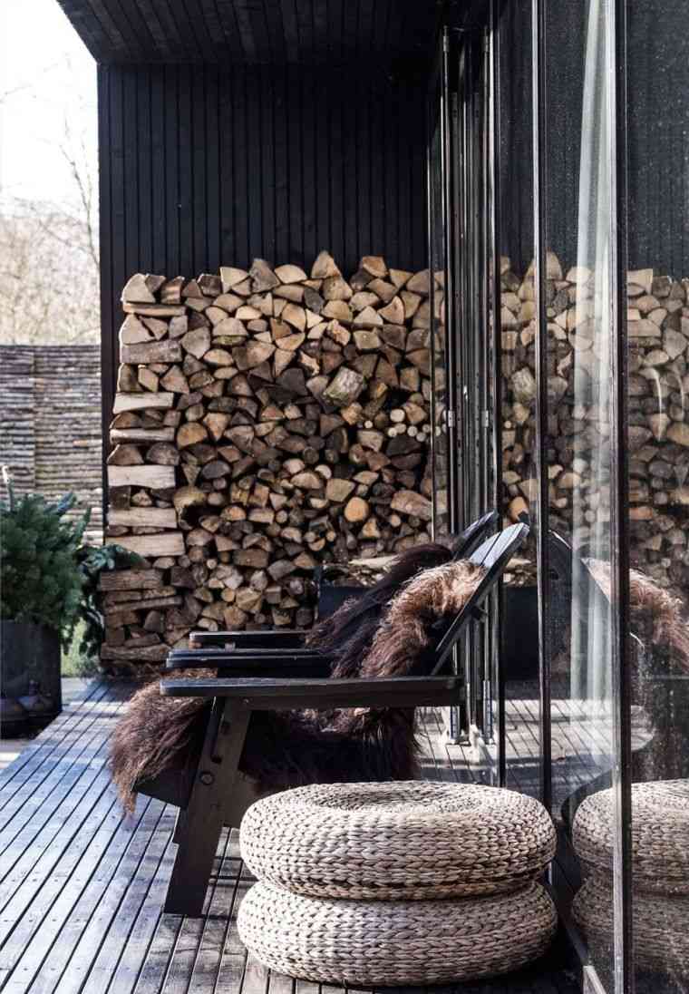 abri pour bois de-chauffage-terrasse-couverte-idee-rangement-buches