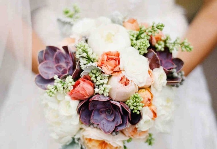 bouquet de mariée composition-florale-plantes-succulentes-mariage