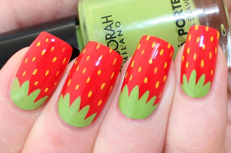 deco-ongles-printemps-ete-couleur-vive-fraises
